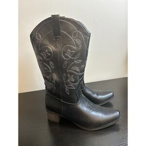ILV Womens Black Embroidered Western Cowboy Boots Size 8.5
